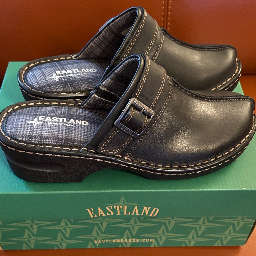 Eastland Black Leather Mules - Picture 5 of 6